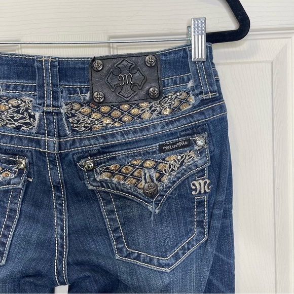 Miss Me Shine On Boot JP5645B Flap Pockets Embellished Jeans Sz 27 - Picture 4 of 8